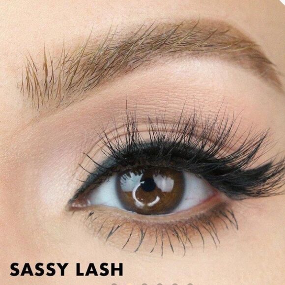 RESELLER BUNDLE OF 3 MOXIELASH SASSY BUNDLES NWT - Picture 3 of 14